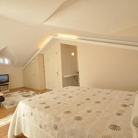 Villa Artemis *